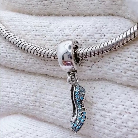 Pandora Disney Cinderella Sparkling Slipper Blue Shoe Dangle Charm For Bracelet - Picture 1 of 2